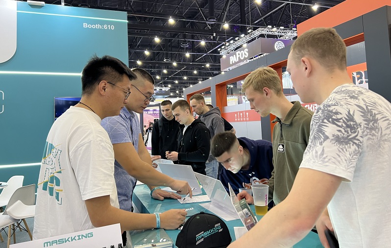 Maskking Vape at Vape Club Show 2023.jpg