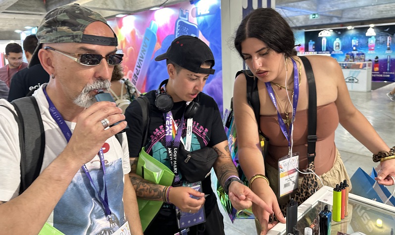 Maskking at Vapexpo Spain 2024 (2).jpg