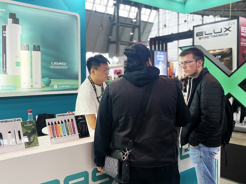 Maskking Vape at The Hall of Vape in Germany.jpg
